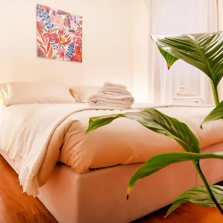 Apartment Elegante E Luminoso, Spazio Esterno Privato