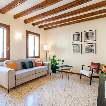 Elegante E Luminoso, Spazio Esterno Privato Apartment *