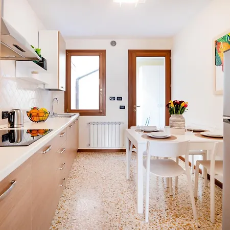 Elegante E Luminoso, Spazio Esterno Privato * Venice