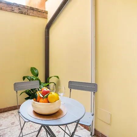 Elegante E Luminoso, Spazio Esterno Privato Apartment *